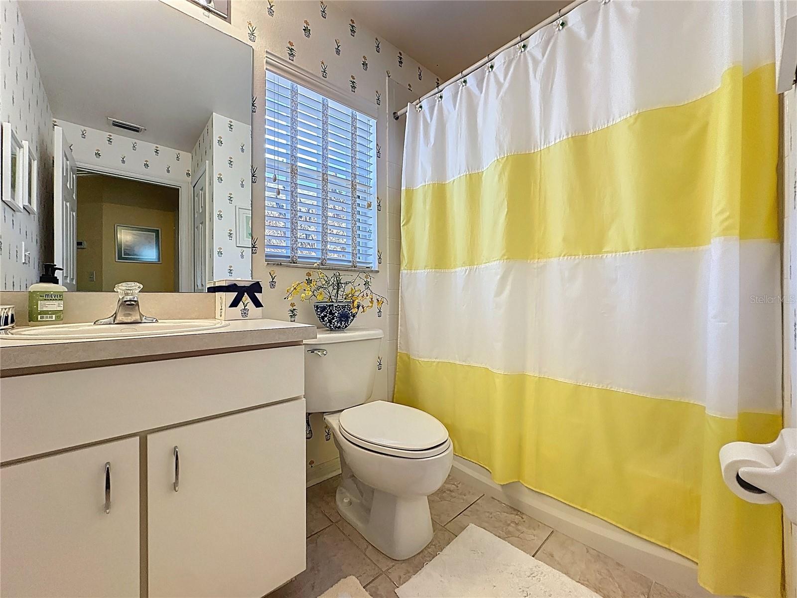 Image 21 of 74 For 3673 Rollingbrook Street