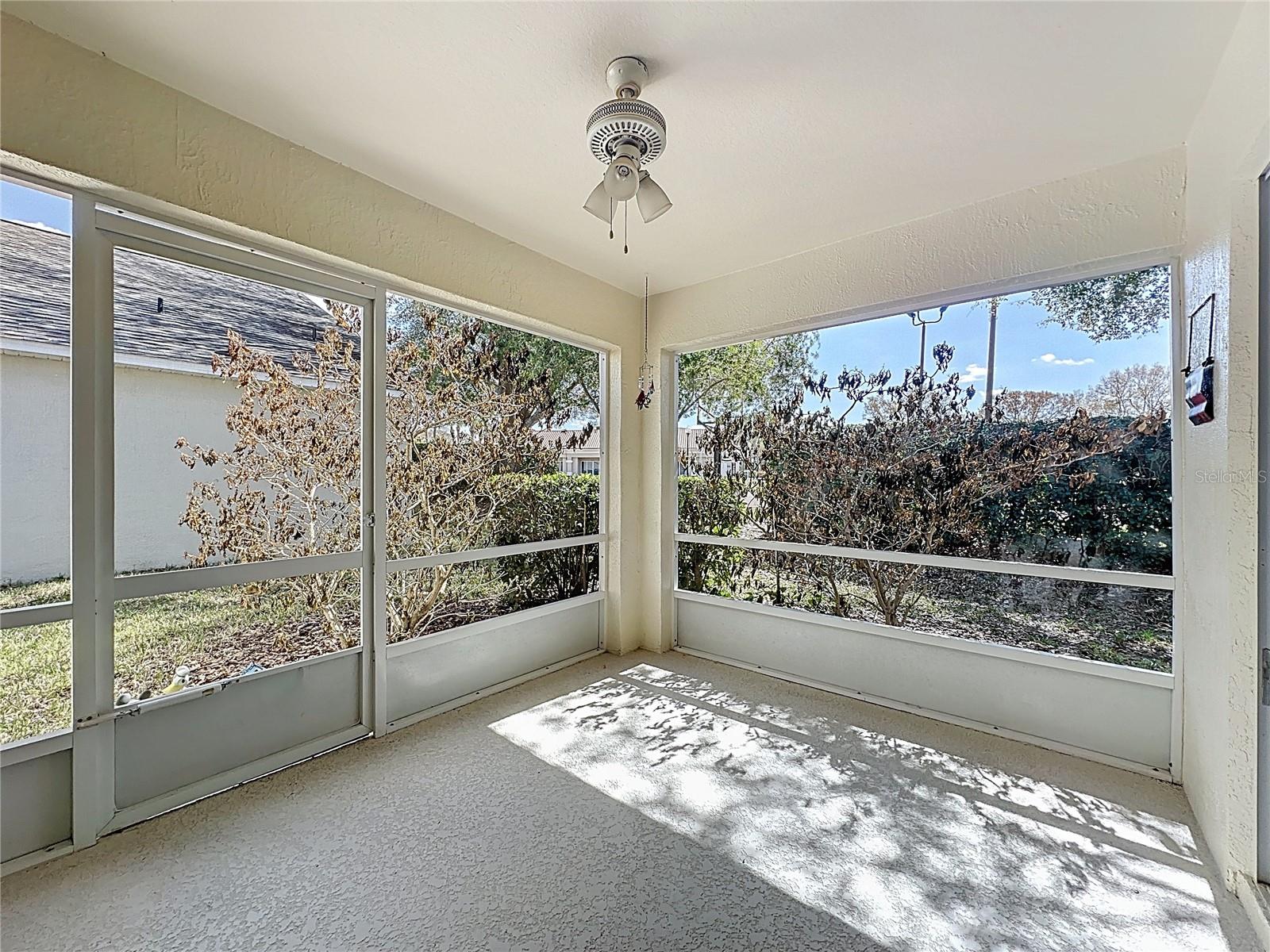 Image 27 of 74 For 3673 Rollingbrook Street