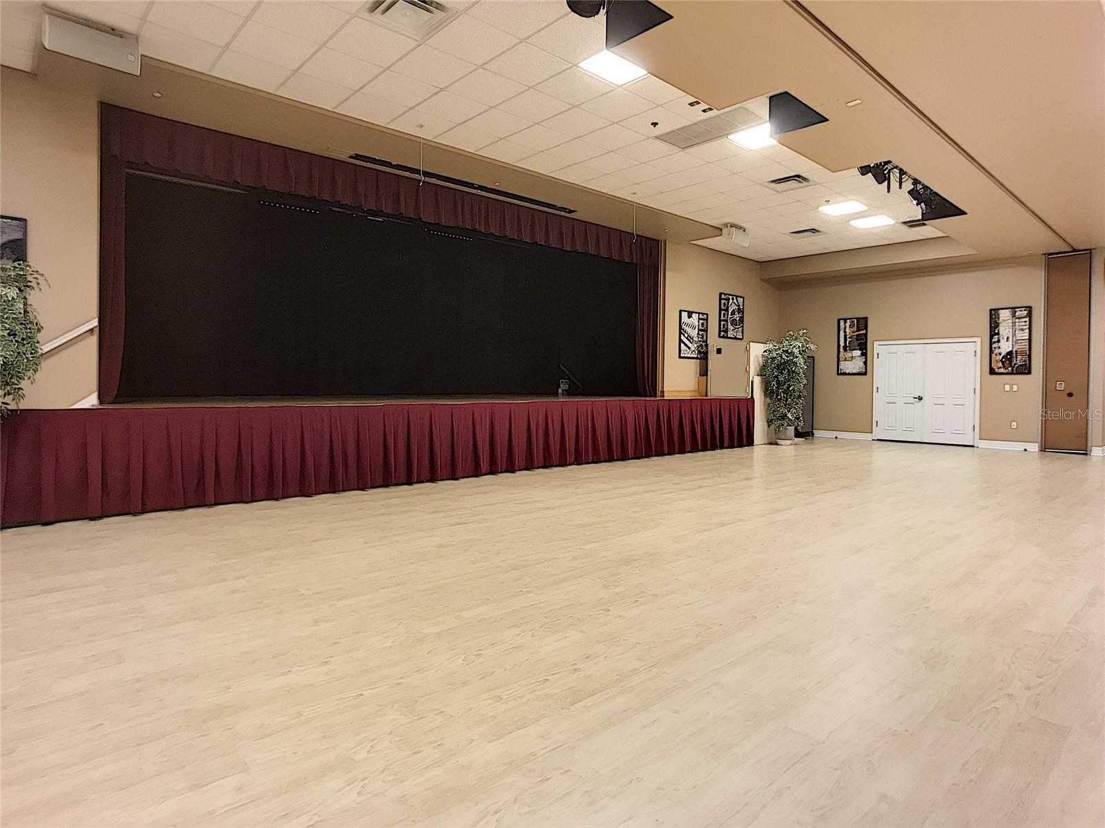 Image 51 of 74 For 3673 Rollingbrook Street