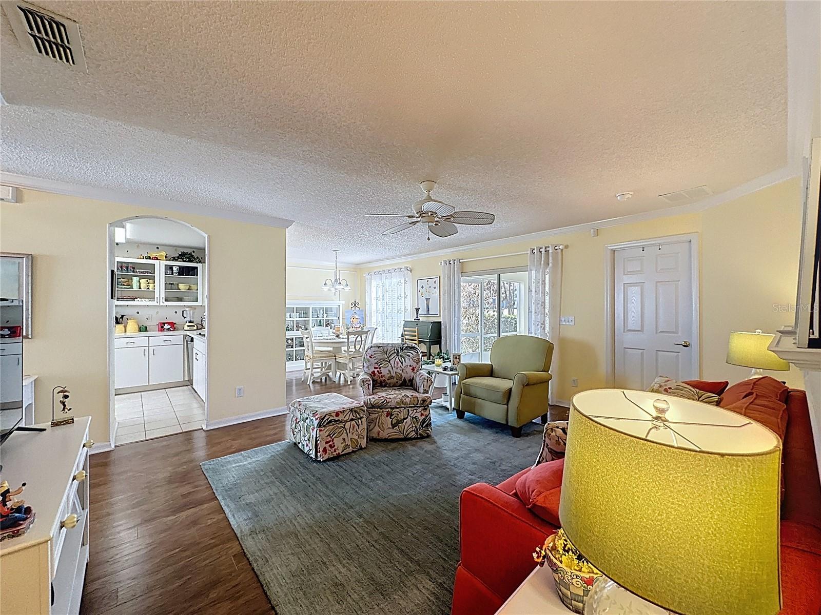 Image 8 of 74 For 3673 Rollingbrook Street