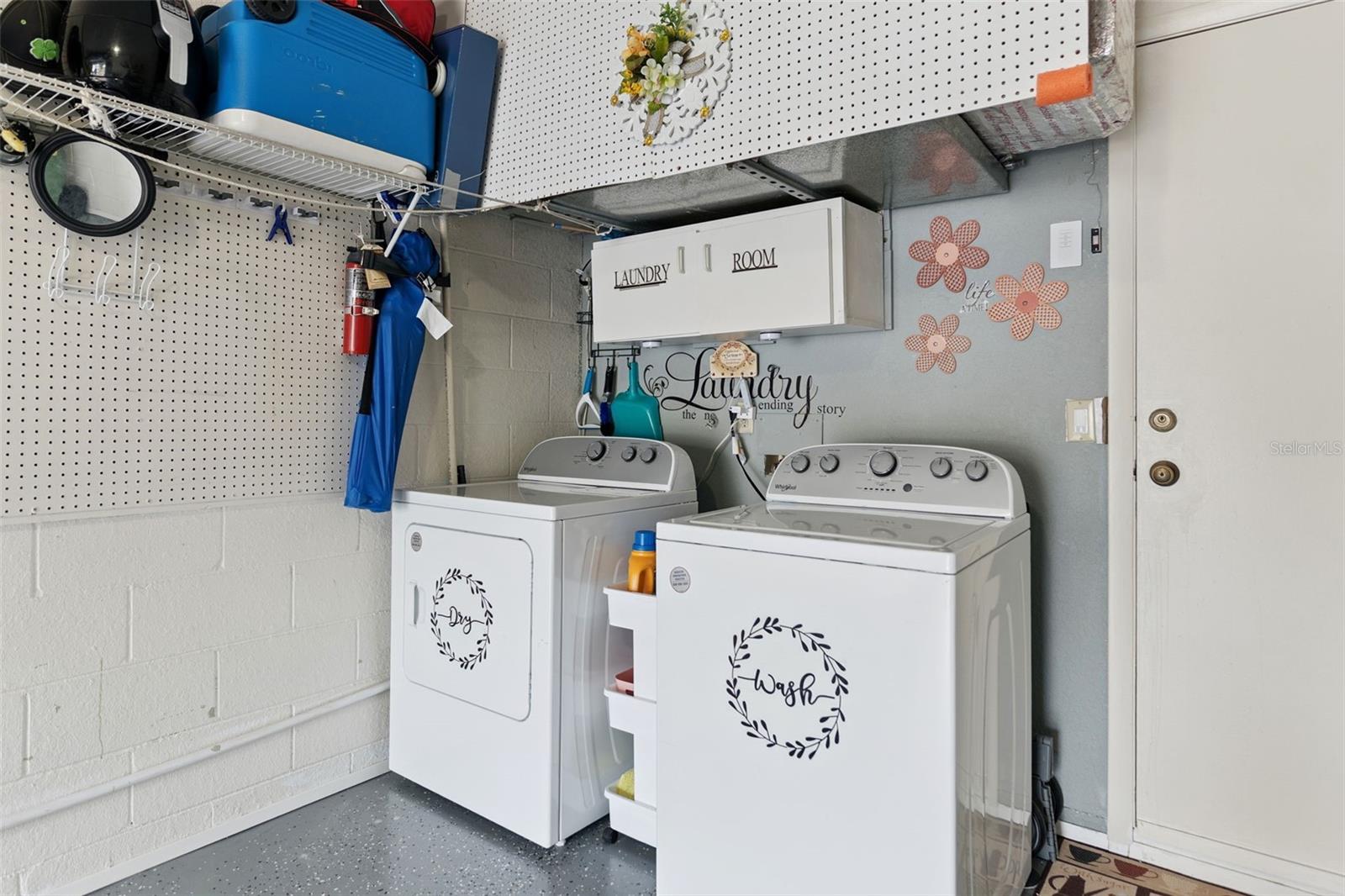 Image 14 of 19 For 1581 Oakview Circle Se