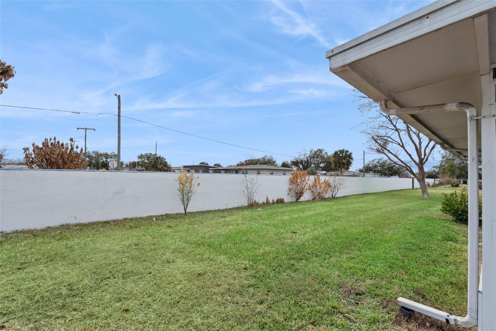 Image 18 of 19 For 1581 Oakview Circle Se