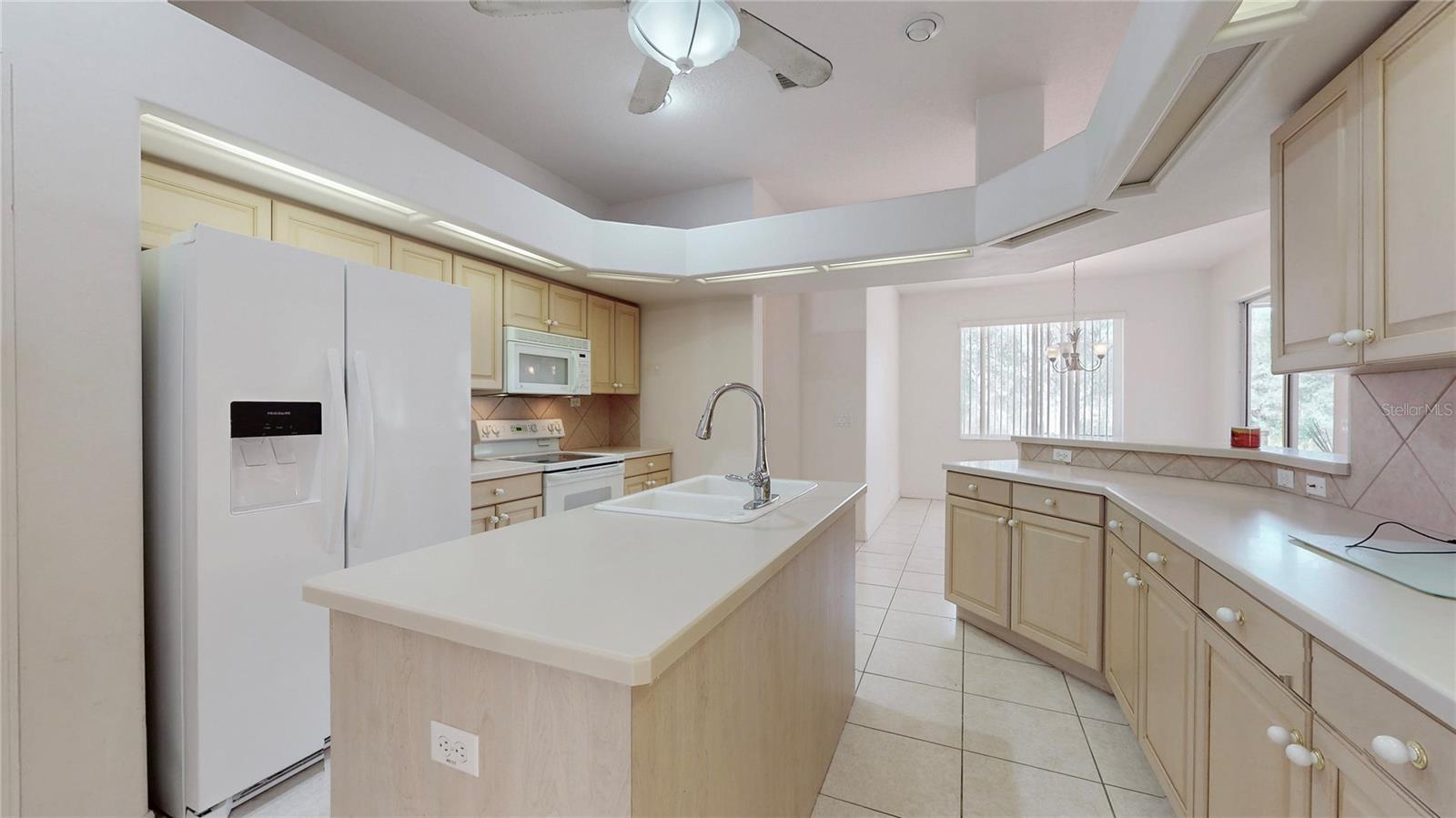 Listing photo id 8 for 19701 93rd Place