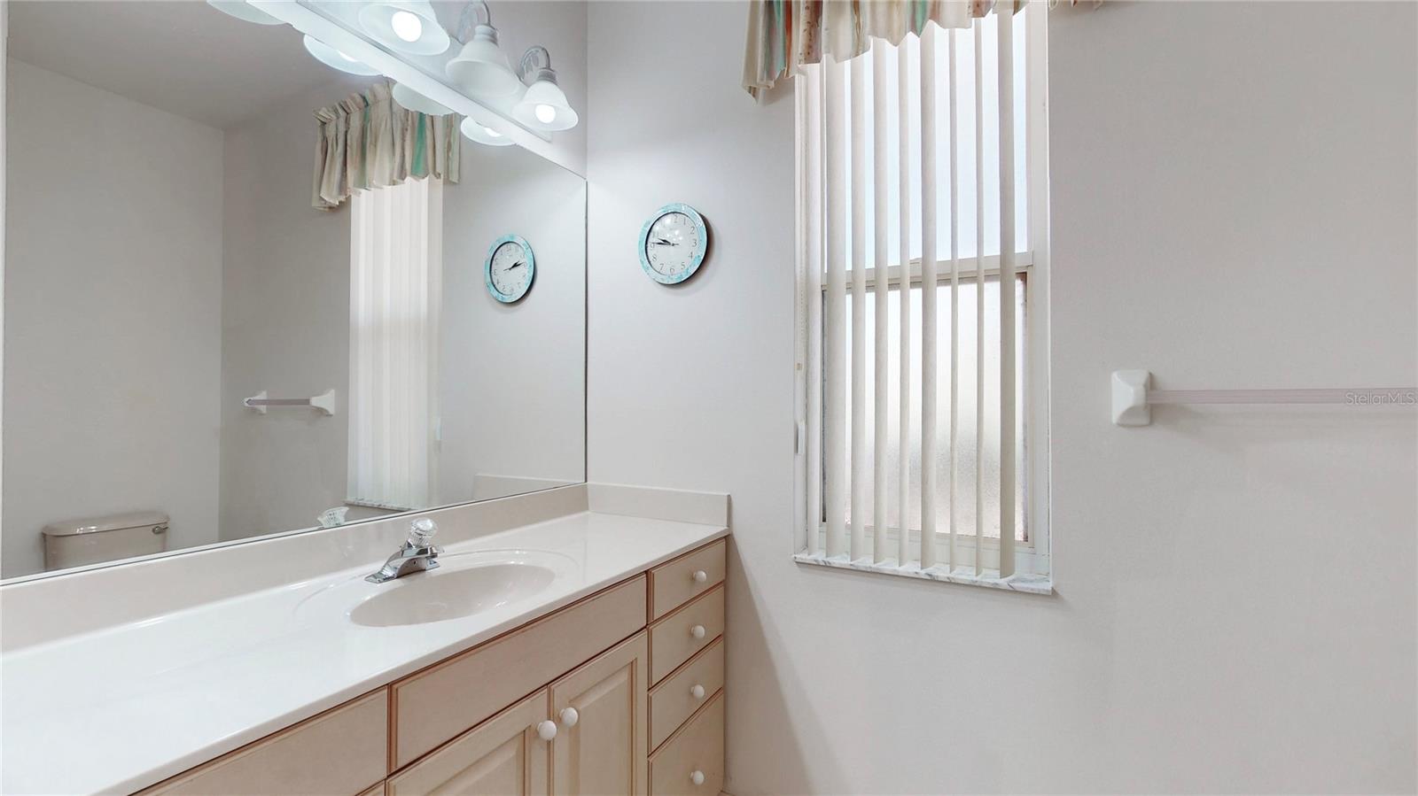 Listing photo id 23 for 19701 93rd Place