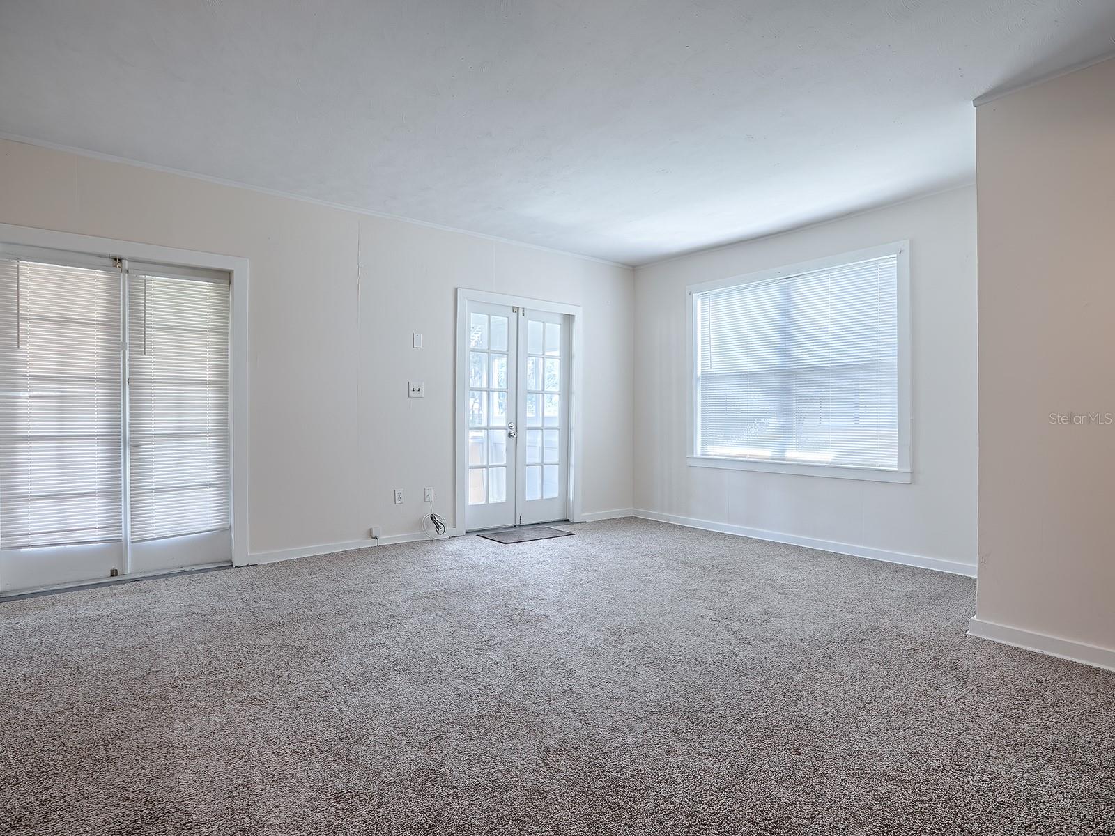 Image 26 of 96 For 422 & 426 Citrus Avenue