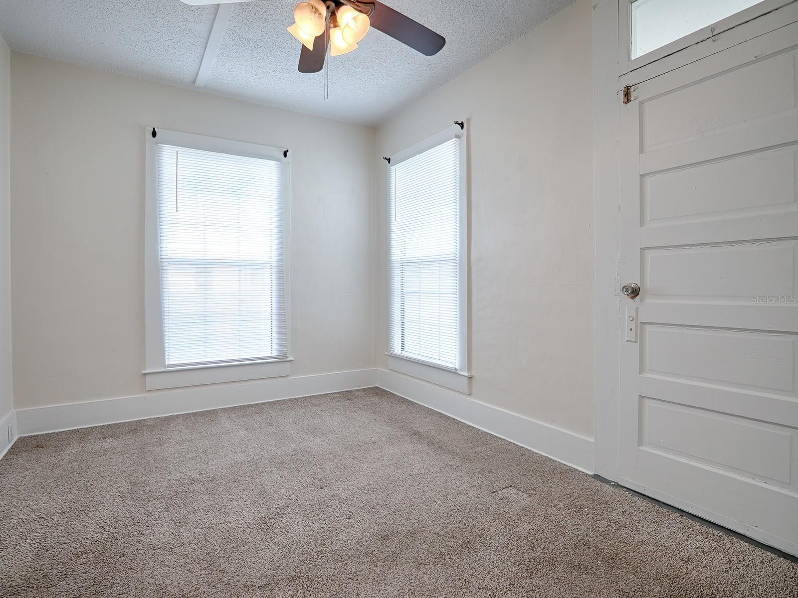 Image 34 of 96 For 422 & 426 Citrus Avenue