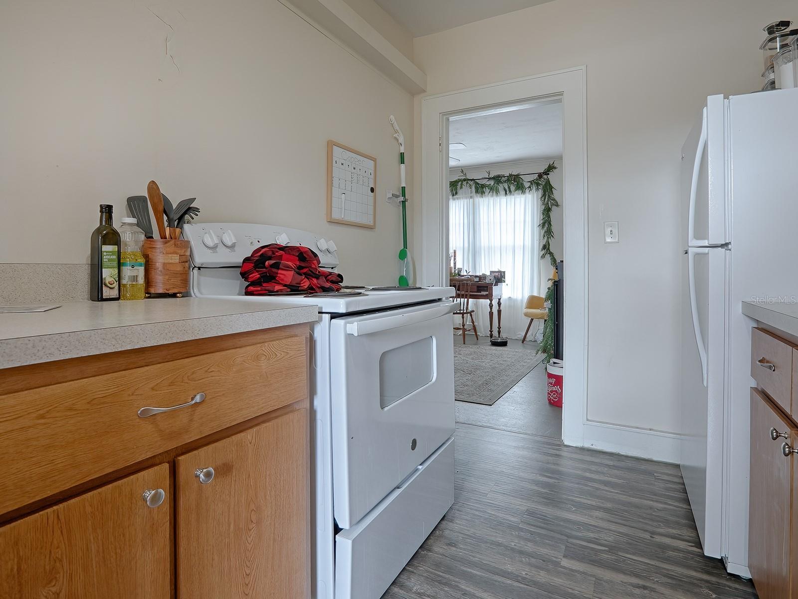 Image 83 of 96 For 422 & 426 Citrus Avenue