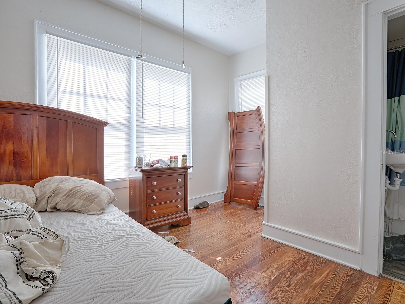 Image 86 of 96 For 422 & 426 Citrus Avenue