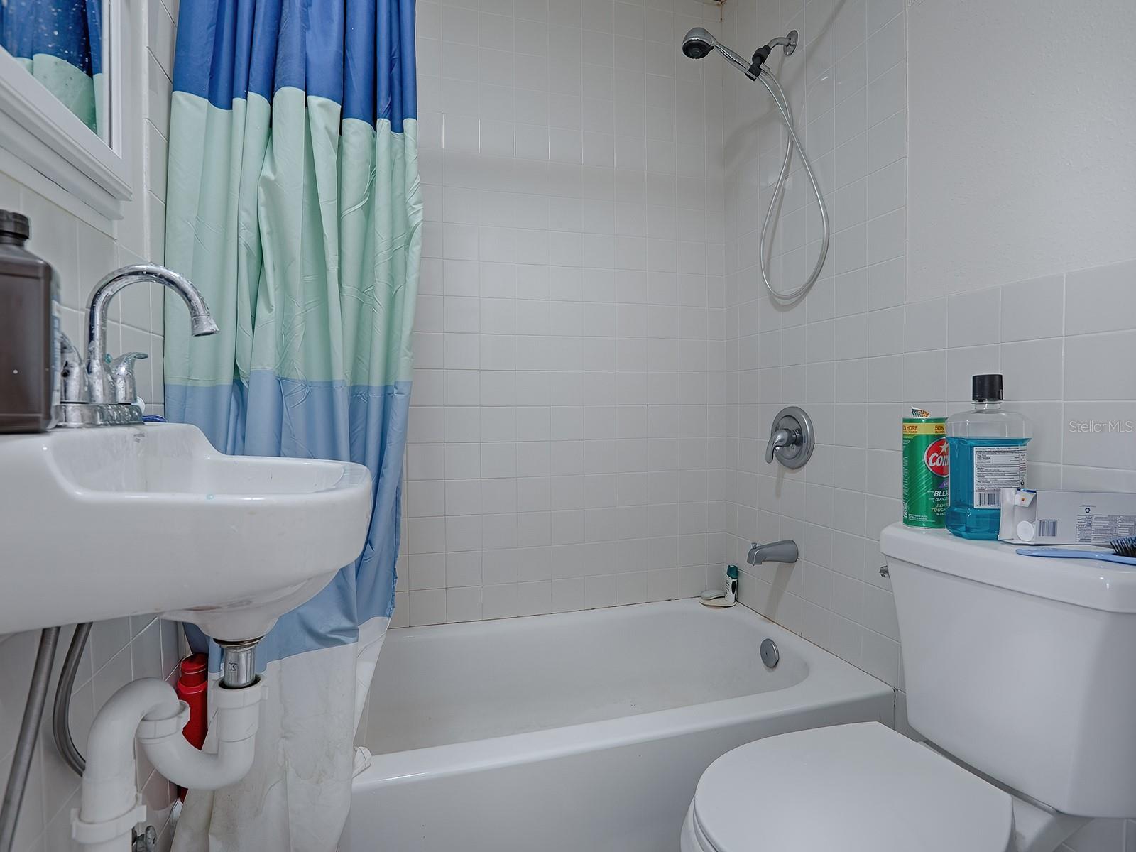 Image 90 of 96 For 422 & 426 Citrus Avenue