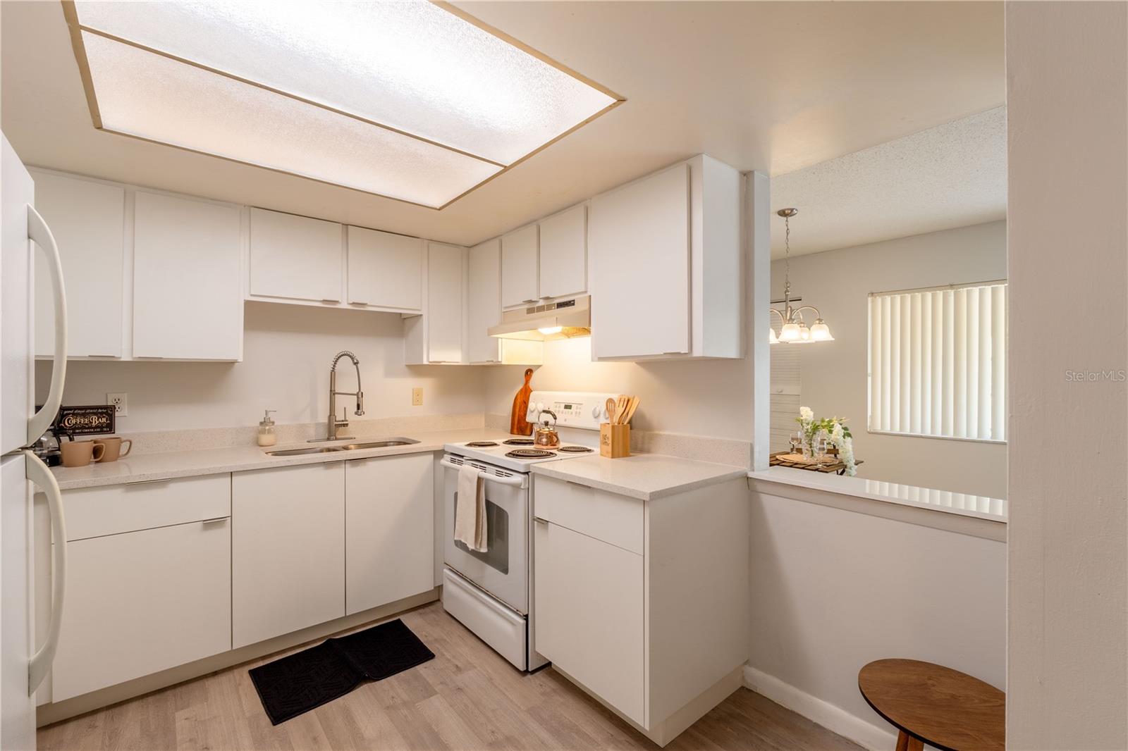 Image 16 of 32 For 600 Fairways Circle B