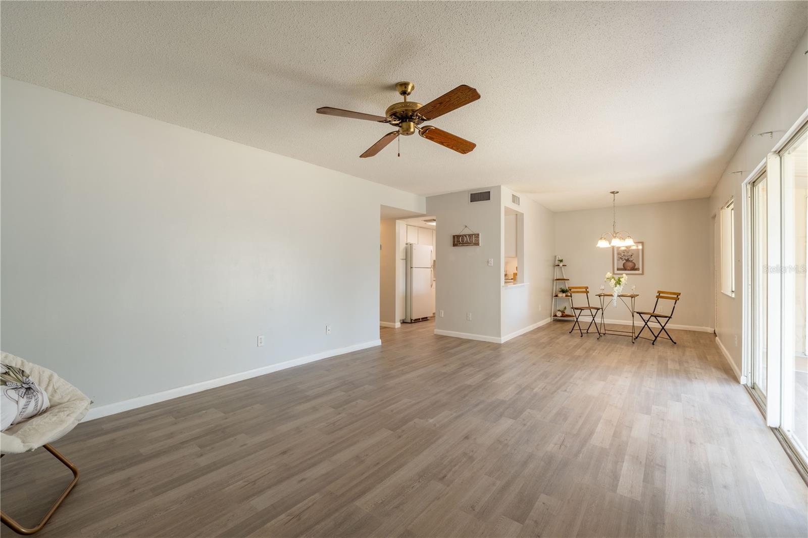 Image 21 of 32 For 600 Fairways Circle B