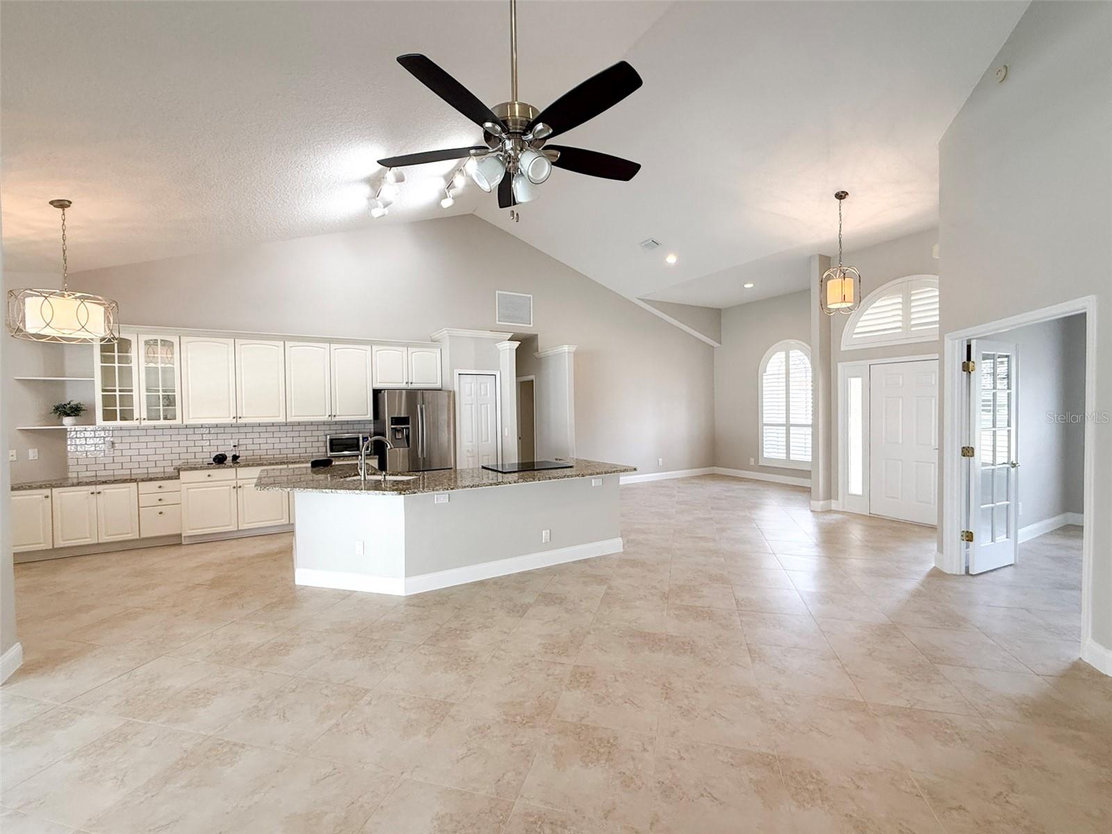 Image 11 of 59 For 19147 Park Place Boulevard