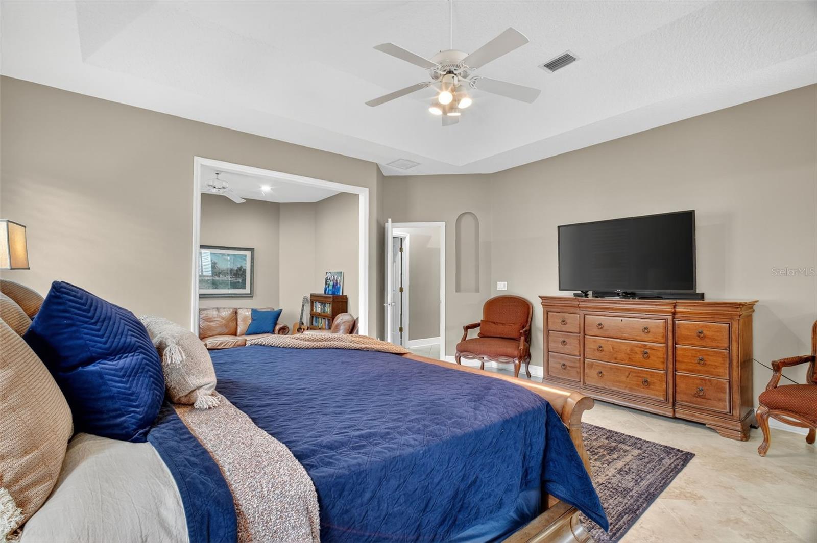 Image 20 of 59 For 19147 Park Place Boulevard