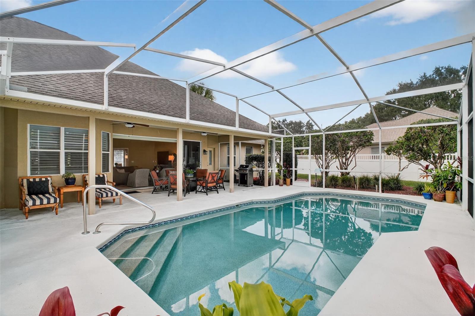 Image 40 of 59 For 19147 Park Place Boulevard