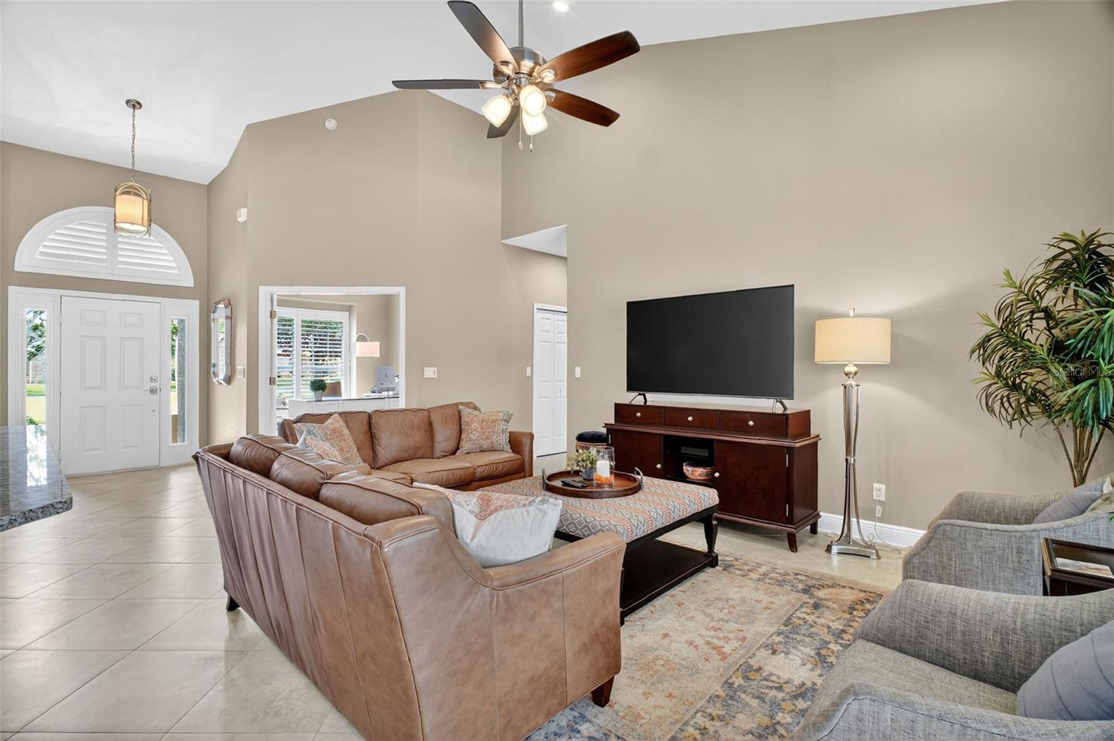 Image 7 of 59 For 19147 Park Place Boulevard