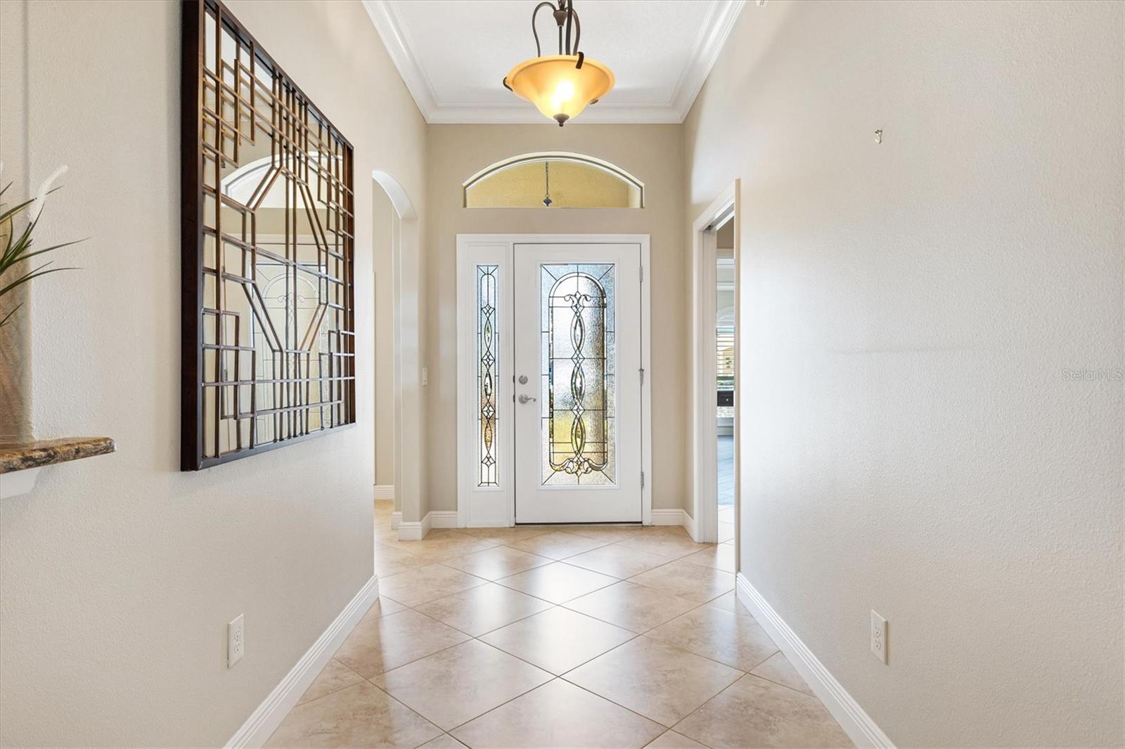 Listing photo id 4 for 3183 Apollo Lane