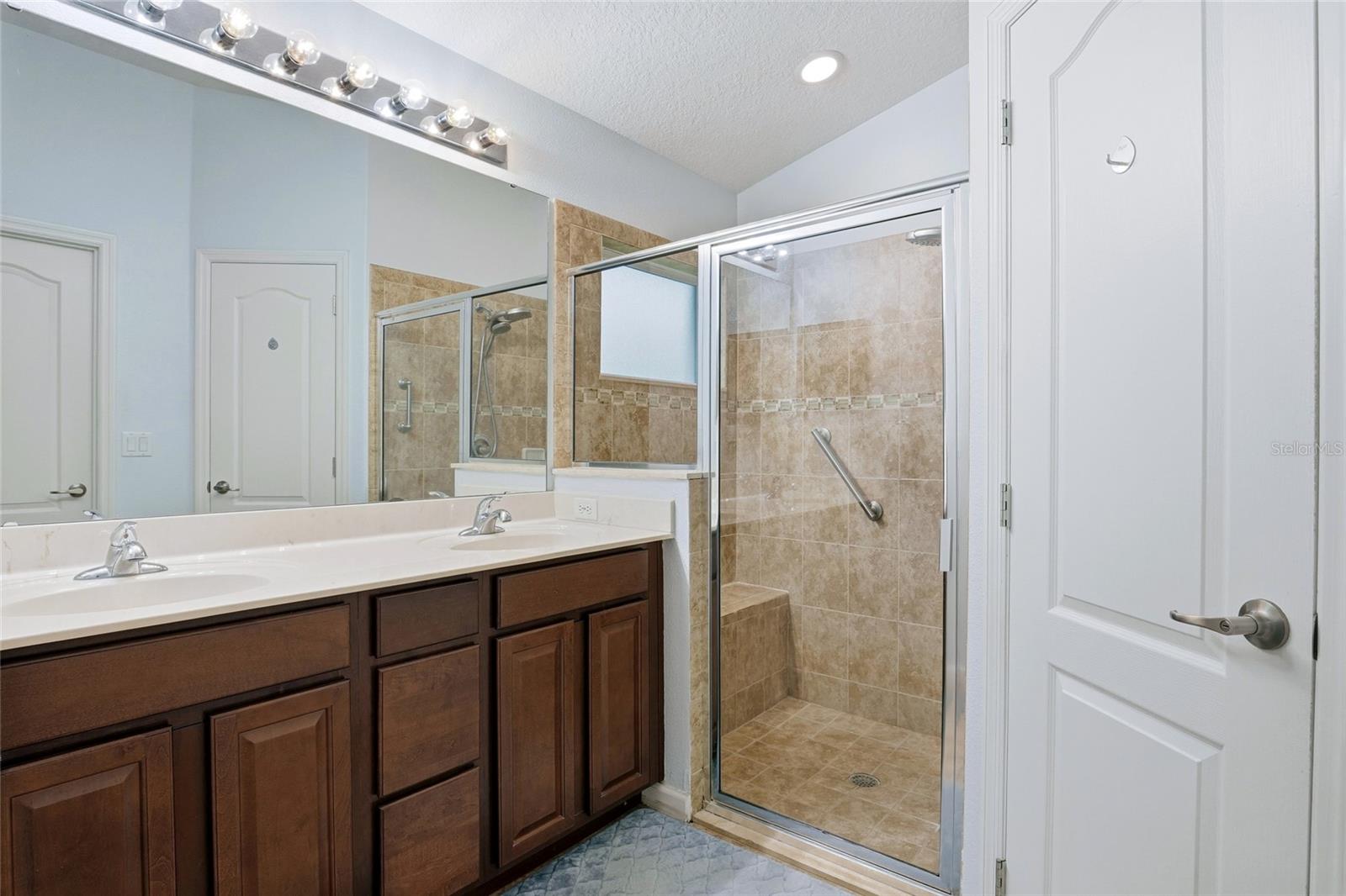 Image 14 of 34 For 476 Sauvignon Way