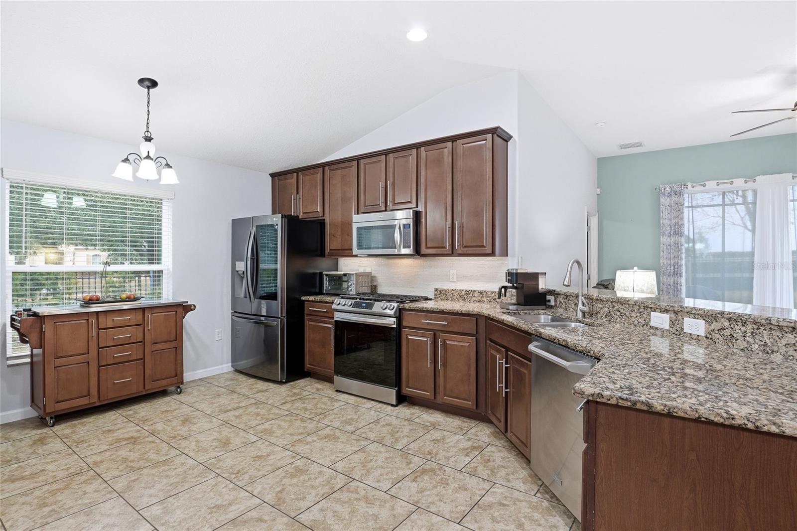 Image 3 of 34 For 476 Sauvignon Way