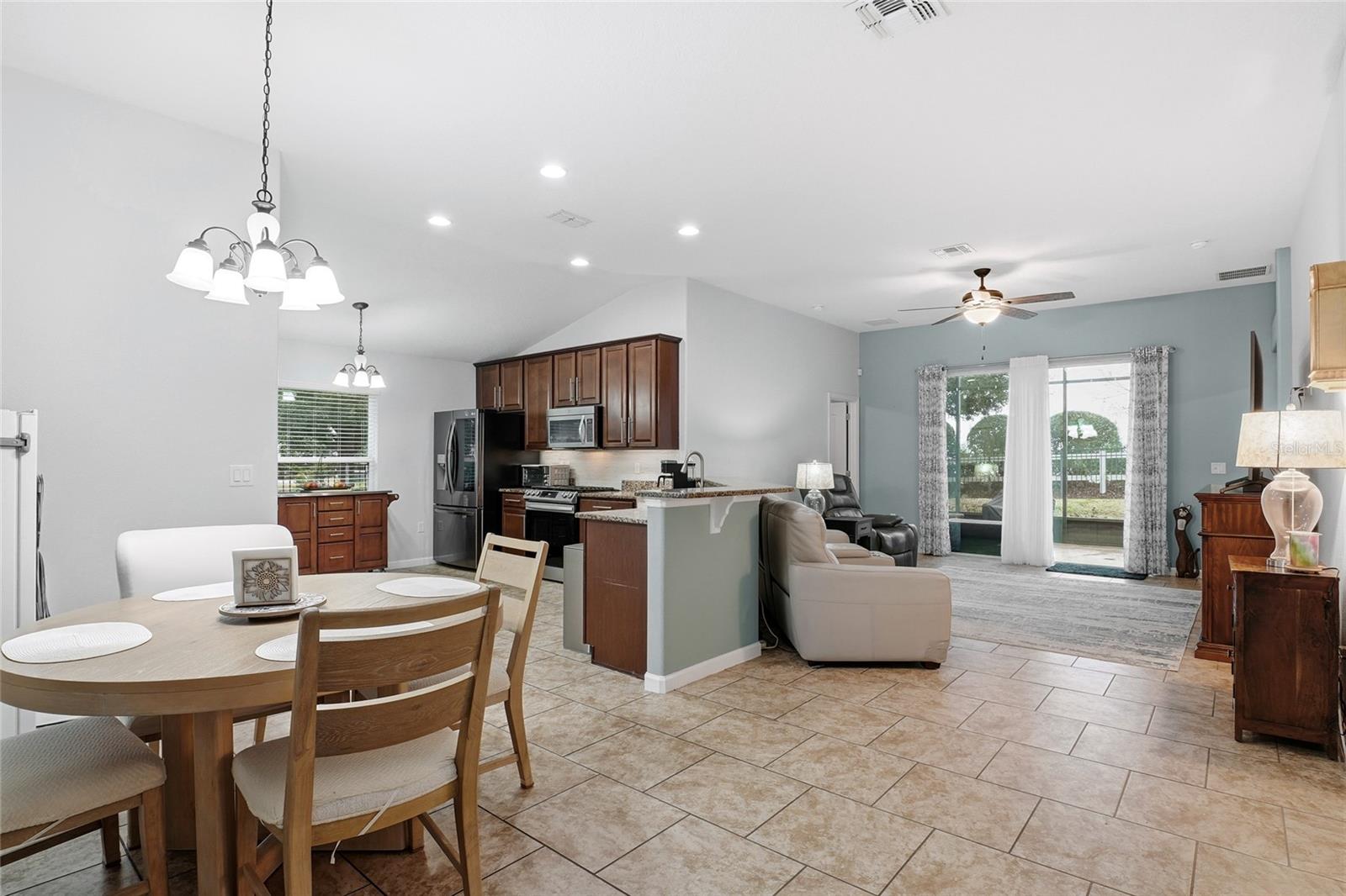 Image 4 of 34 For 476 Sauvignon Way