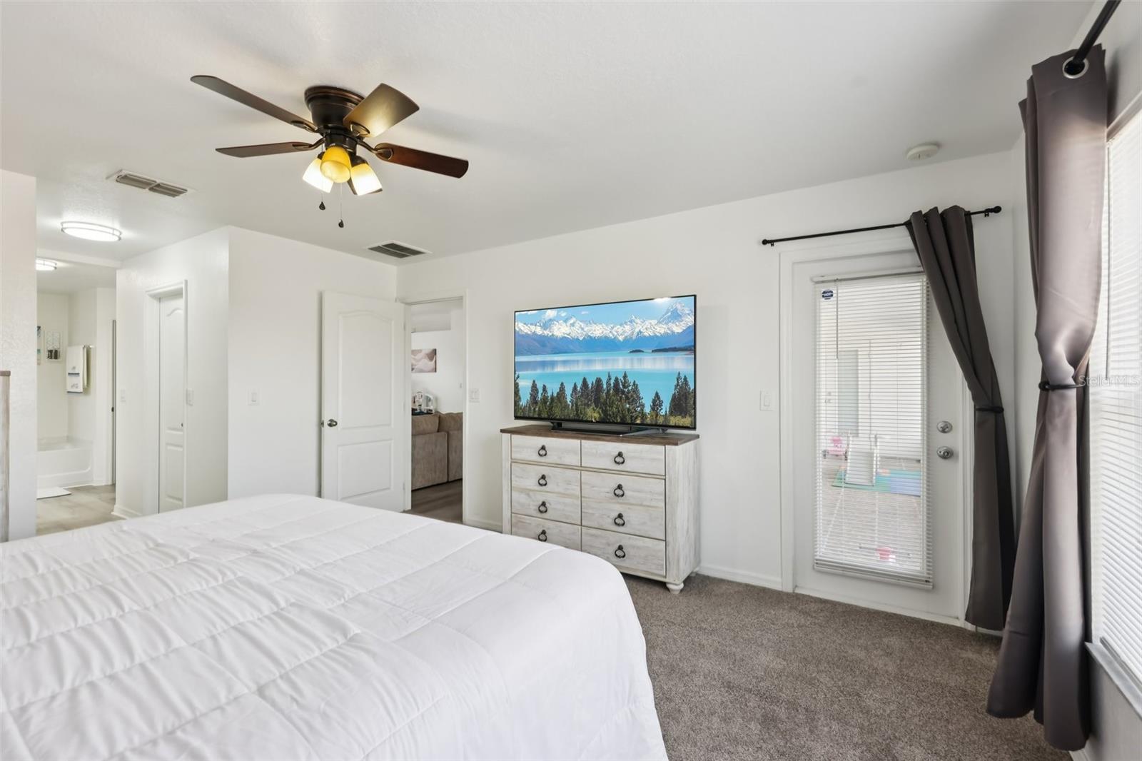 Image 21 of 51 For 5891 98th Place