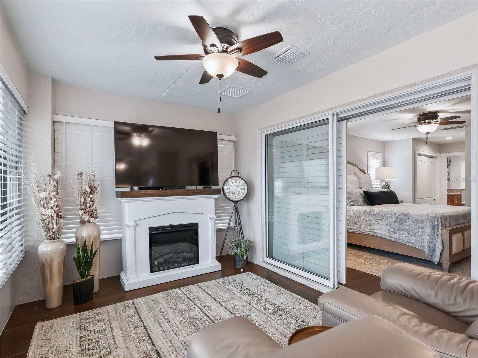 Image 23 of 47 For 17471 116th Court Road