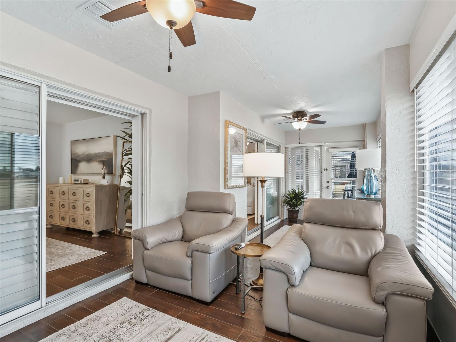 Image 25 of 47 For 17471 116th Court Road