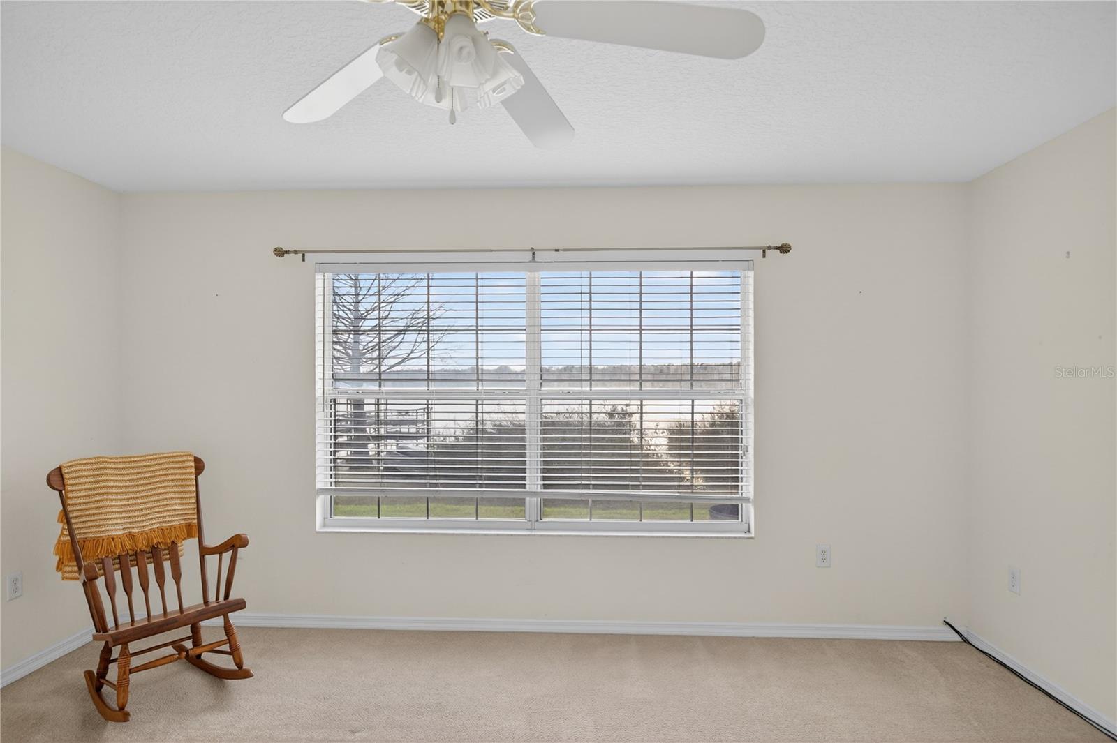 Image 19 of 41 For 1547 Lake Villa Drive