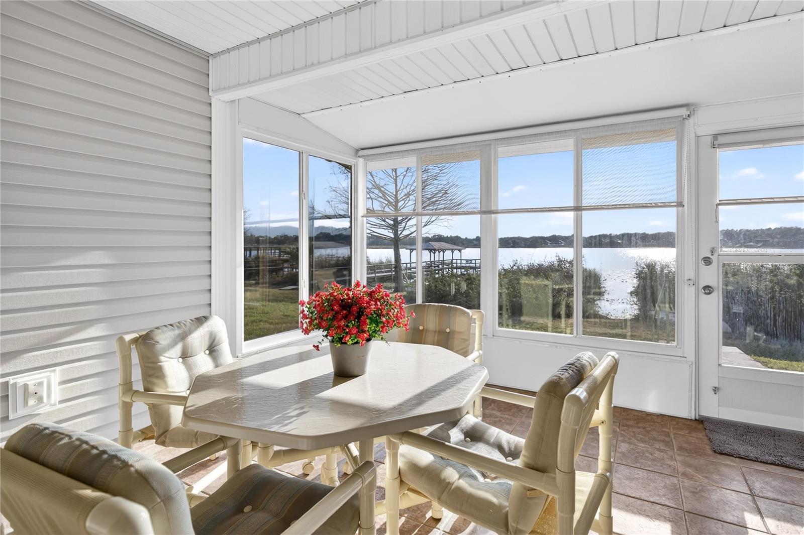 Image 28 of 41 For 1547 Lake Villa Drive