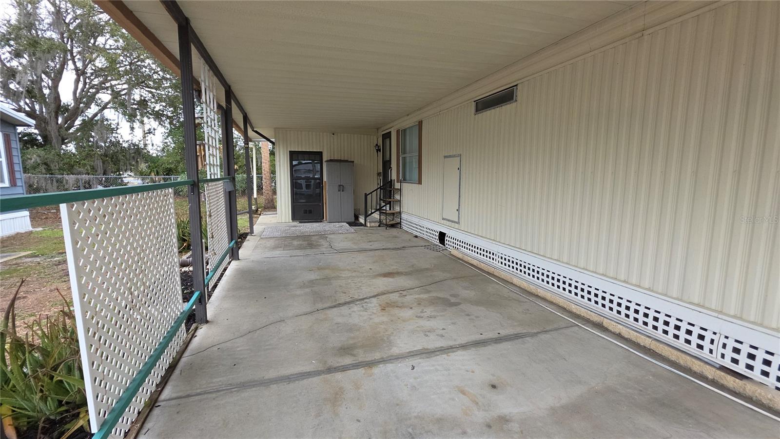 Image 2 of 34 For 252 Pinewood Drive