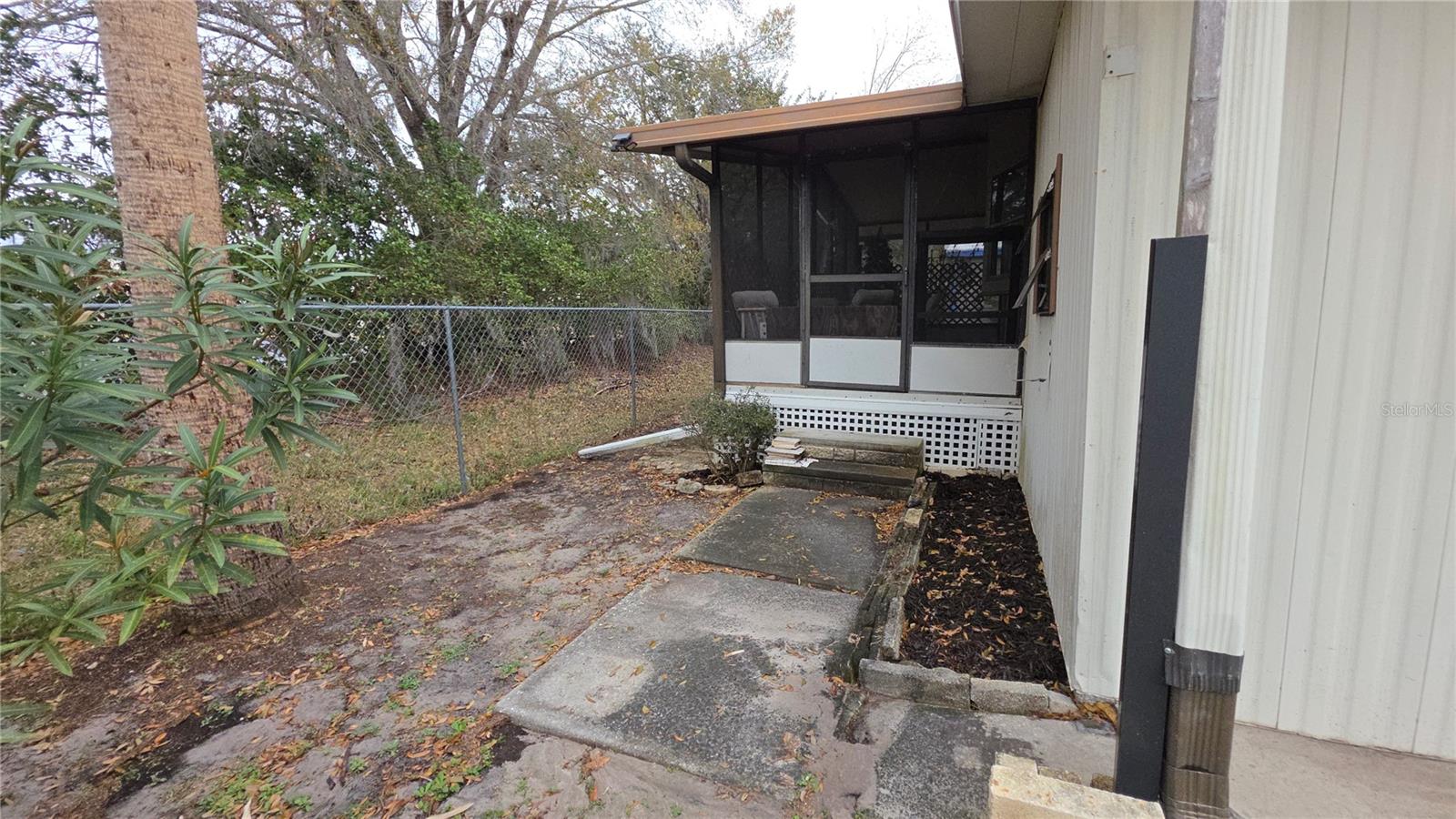 Image 24 of 34 For 252 Pinewood Drive