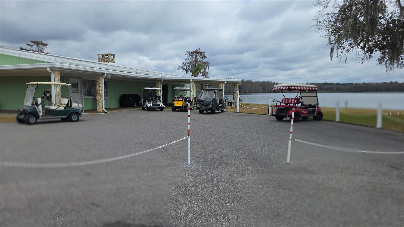 Image 25 of 34 For 252 Pinewood Drive