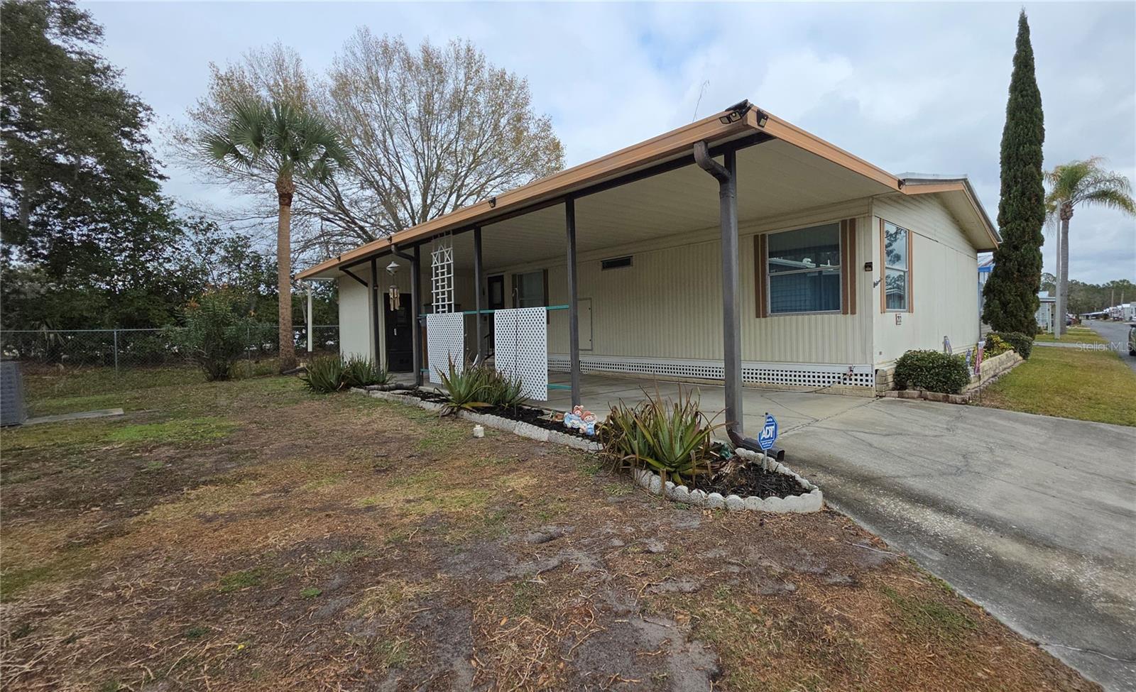 Image 5 of 34 For 252 Pinewood Drive