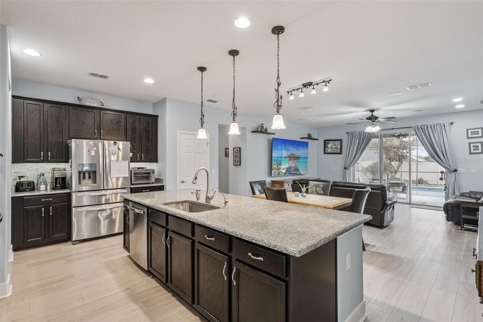 Image 11 of 46 For 9344 Ivywood Street