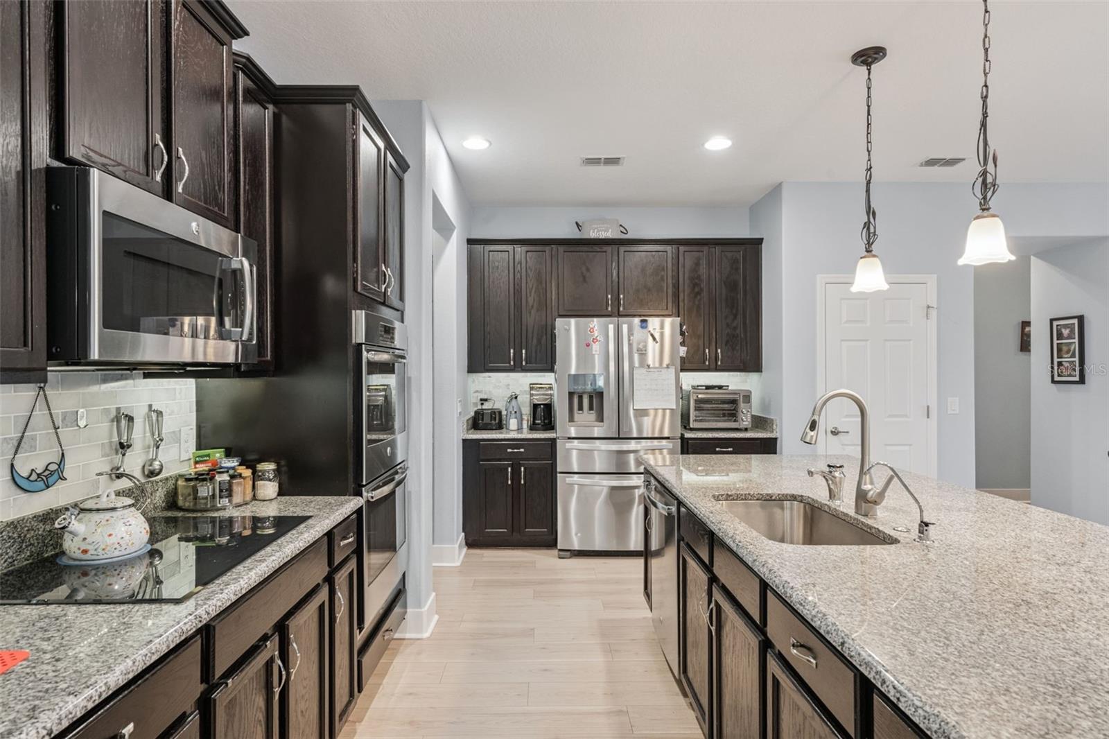 Image 15 of 46 For 9344 Ivywood Street