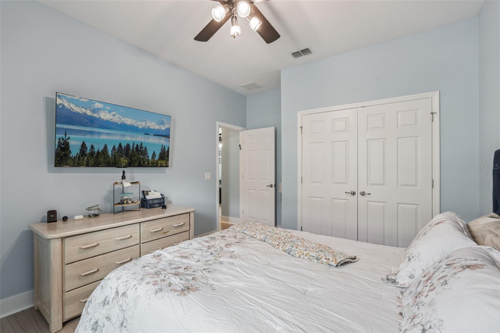 Image 17 of 46 For 9344 Ivywood Street