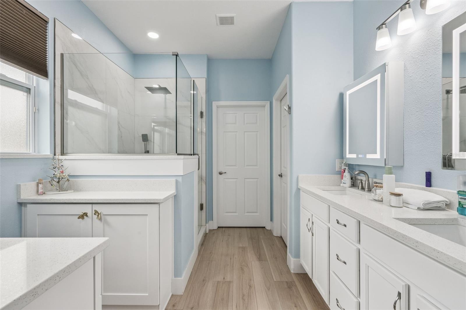 Image 26 of 46 For 9344 Ivywood Street