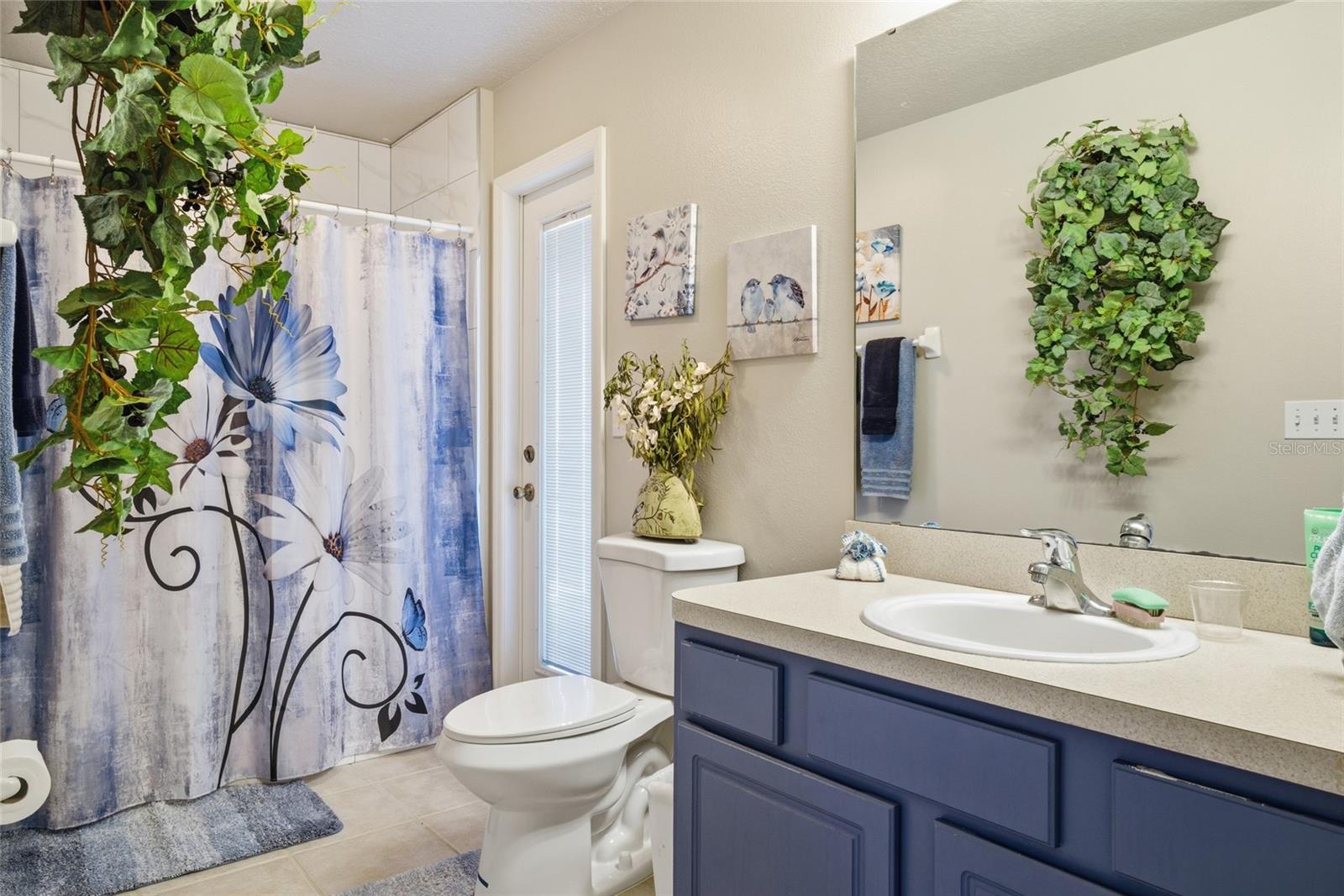 Image 19 of 34 For 932 Cornell Avenue