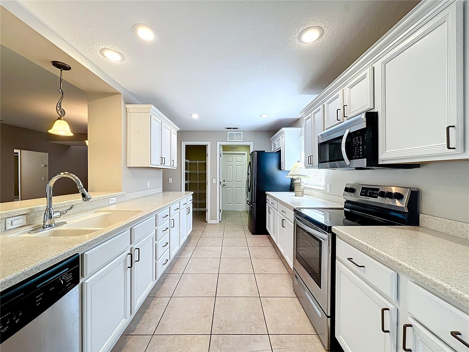 Image 15 of 51 For 26815 White Plains Way