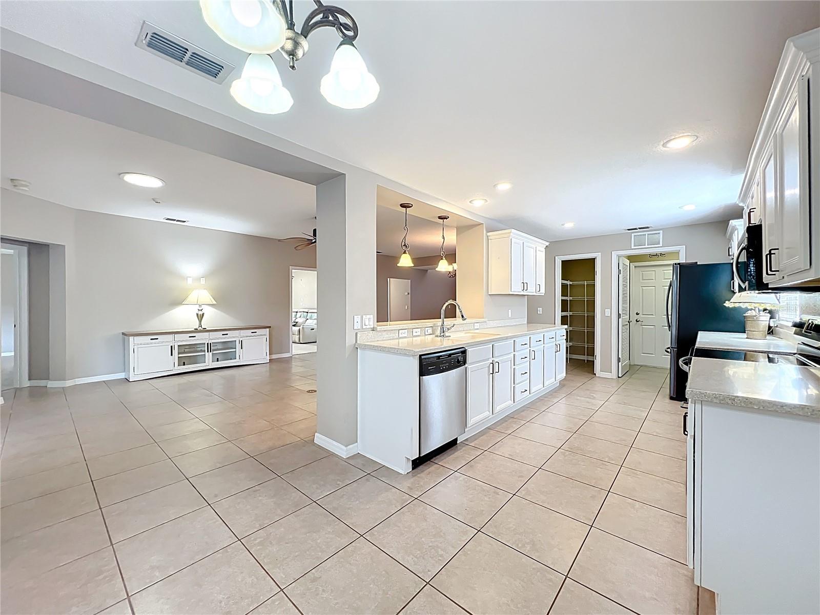 Image 17 of 51 For 26815 White Plains Way