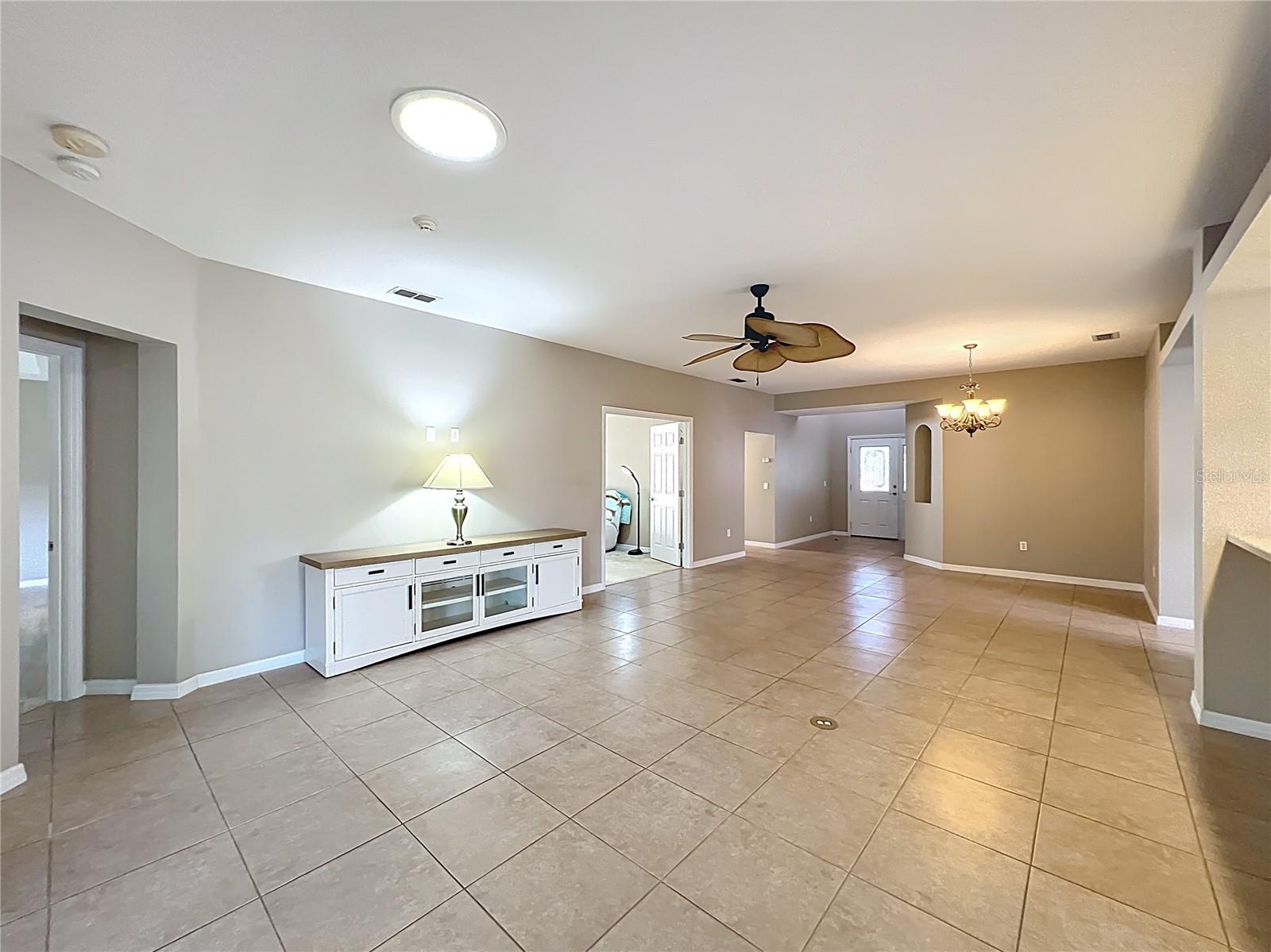 Image 19 of 51 For 26815 White Plains Way