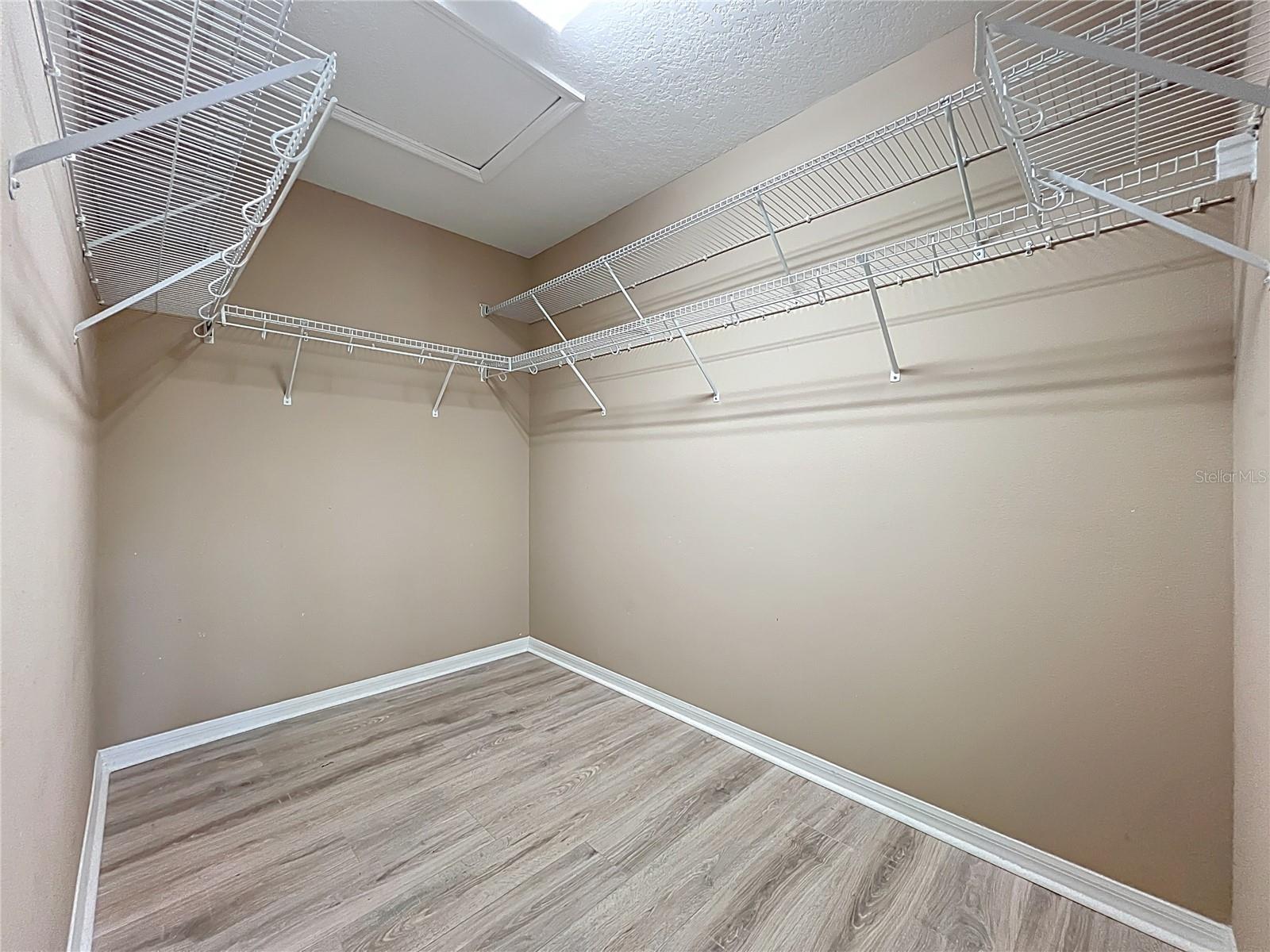 Image 25 of 51 For 26815 White Plains Way