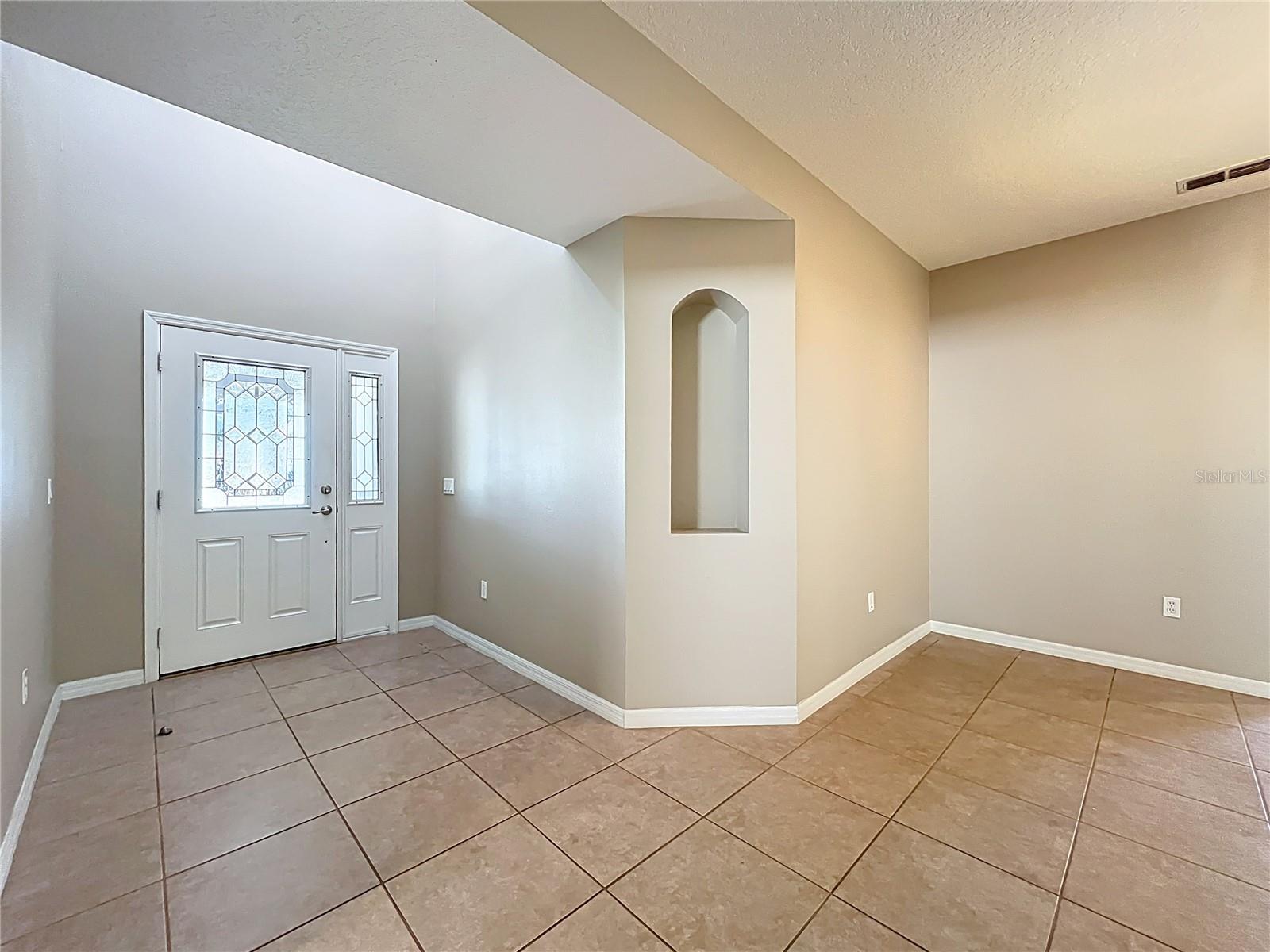 Image 7 of 51 For 26815 White Plains Way