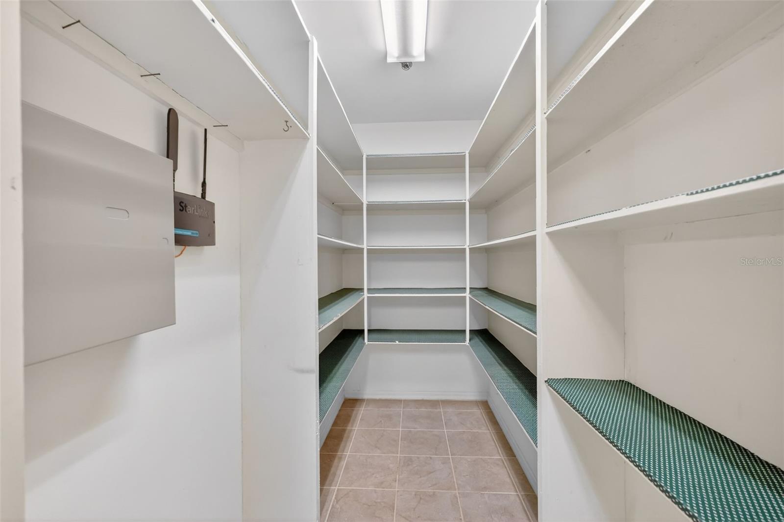 Image 12 of 61 For 2000 Country Club Drive