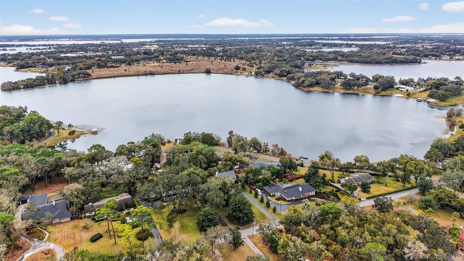 Image 59 of 61 For 2000 Country Club Drive