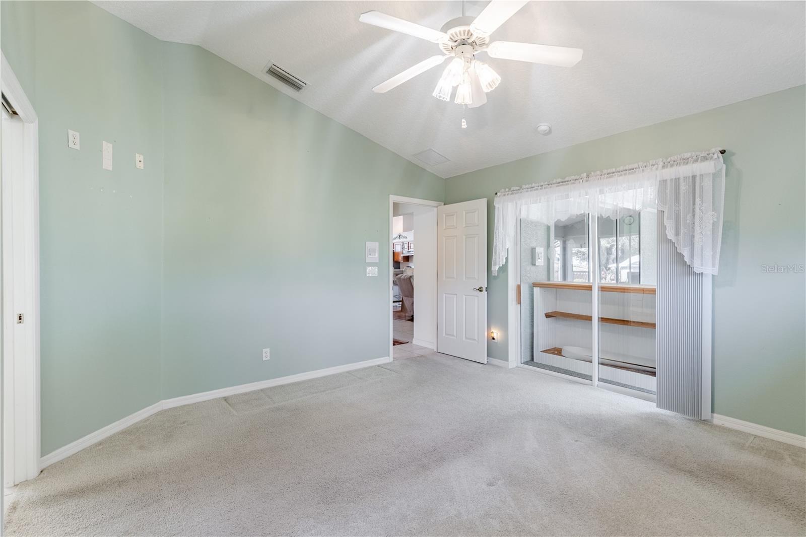 Image 13 of 48 For 5732 Freeport Drive