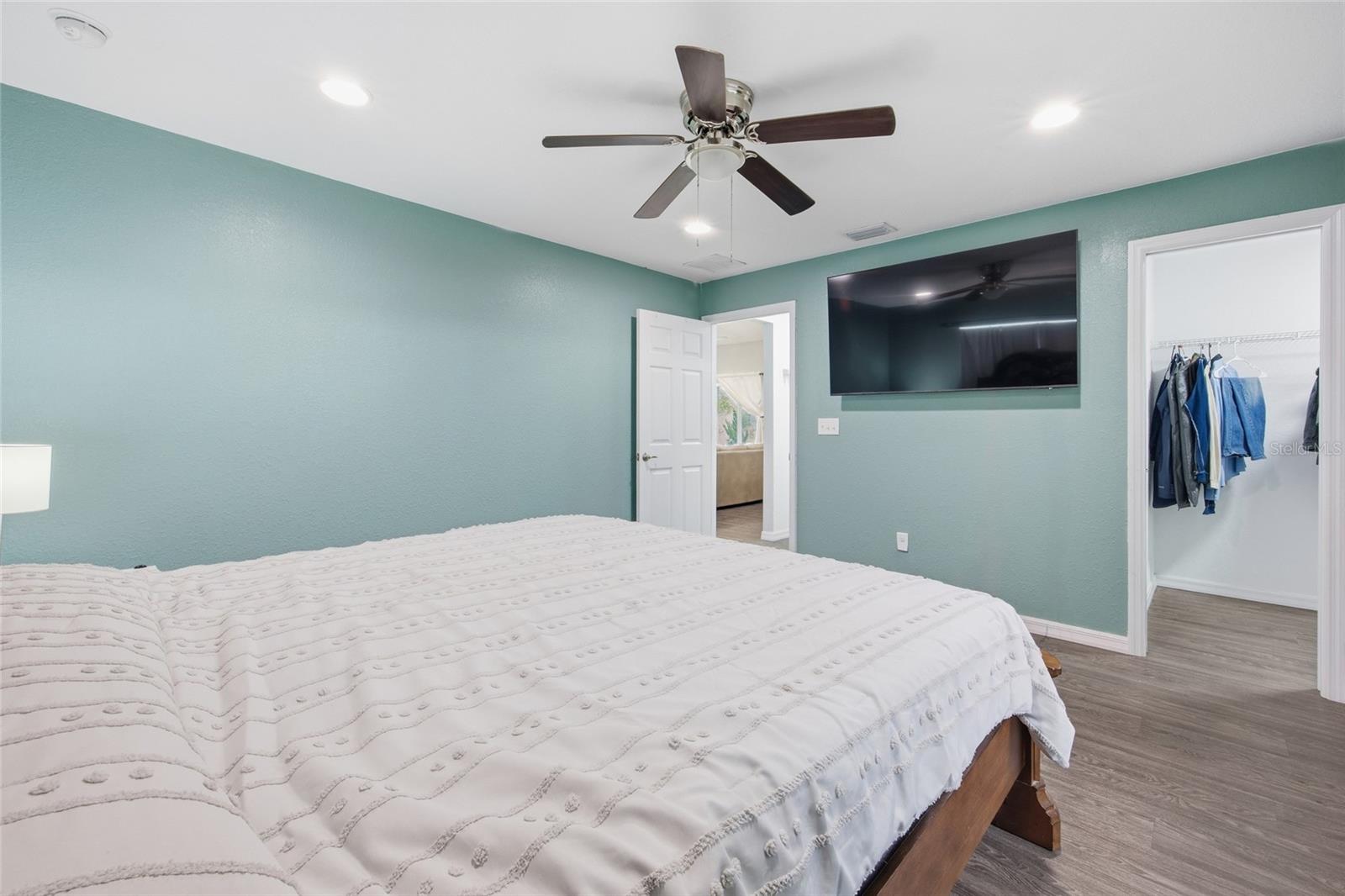 Image 19 of 34 For 224 Fisher Road