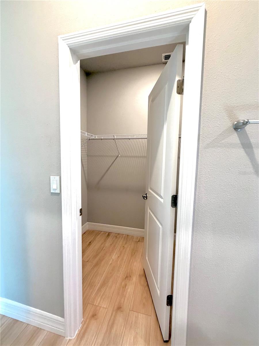 Image 10 of 27 For 5226 Prentice Lane