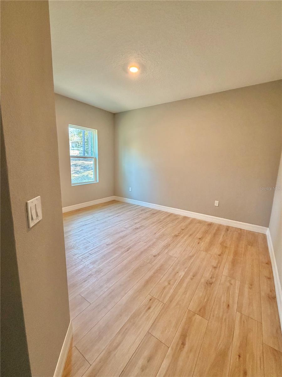 Image 19 of 27 For 5226 Prentice Lane