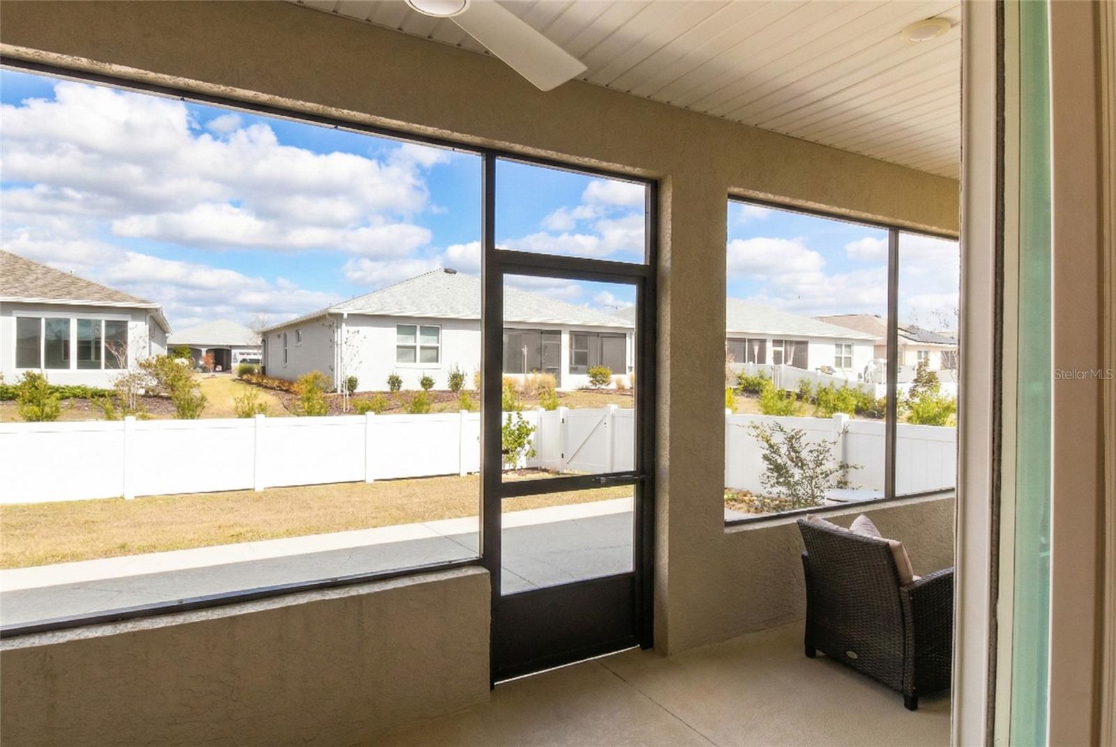 Listing photo id 10 for 7912 89th Circle