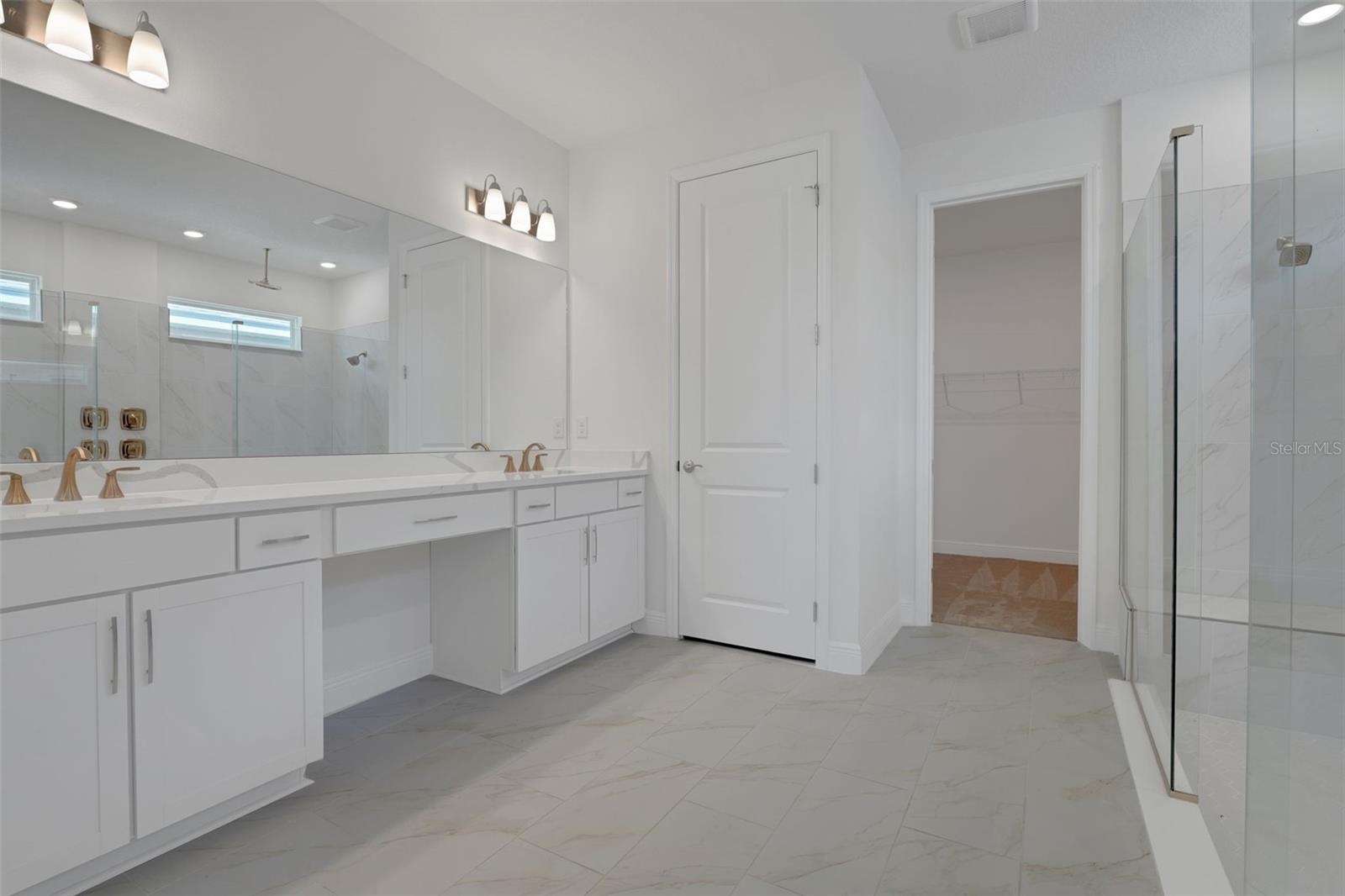 Image 24 of 49 For 7425 Sea Manatee Street